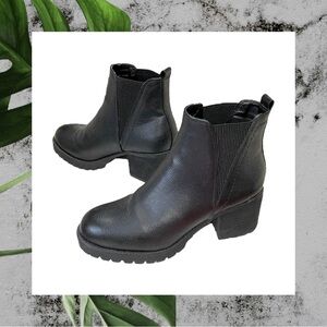 Mia Jody Black Chunky Zip Ankle Boots Women Size 7.5 Like New